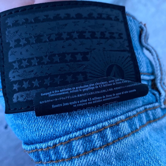 Volcom great condition - Picture 2 of 3